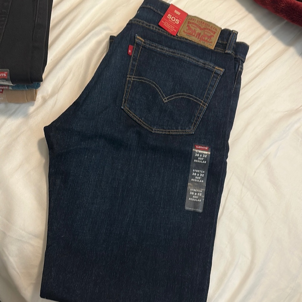 Levis jeans